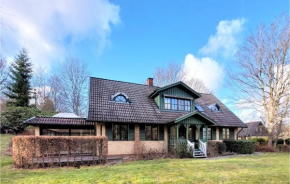 Amazing Home In Åsljunga With Kitchen in Åsljunga